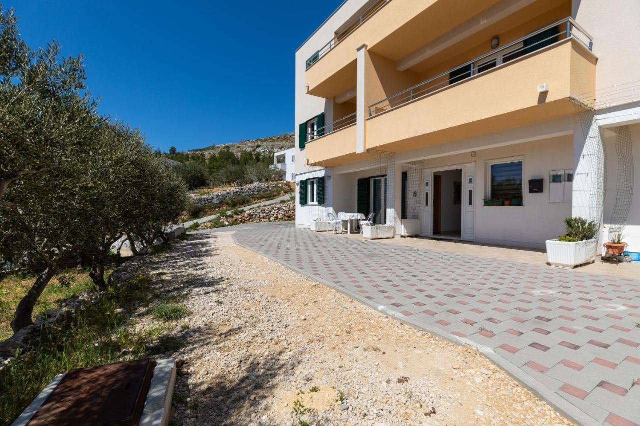 Apartments With A Parking Space Dugi Rat, Omis - 19516 מראה חיצוני תמונה